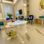 Lux 4*