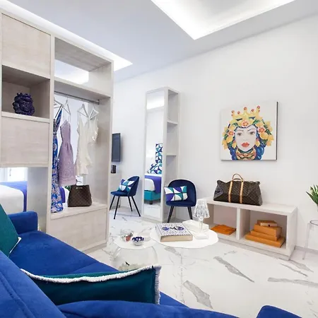 Lux Bed and breakfast 4*