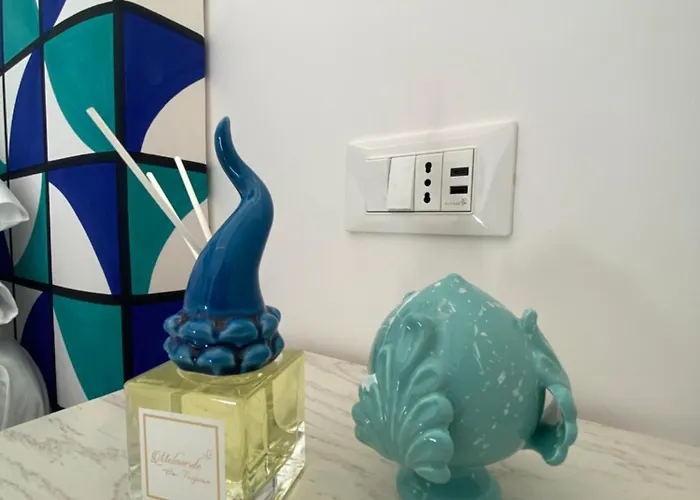 לינה וארוחת בוקר Lux סורנטו